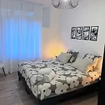 Le Rapp 6, De Standing 3 Chambres, 7 Personnes &1 Bebe, Cosy Et Familial Ultra Equipe Emplacement Ideal Proche Gare Centre Marches De Noel Quartier Tribunal Contades Apartamento Estrasburgo