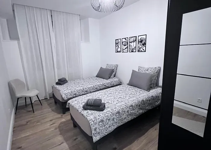 Le Rapp 6, De Standing 3 Chambres, 7 Personnes &1 Bebe, Cosy Et Familial Ultra Equipe Emplacement Ideal Proche Gare Centre Marches De Noel Quartier Tribunal Contades * Strasbourg