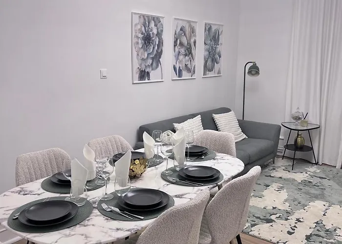 Le Rapp 6, De Standing 3 Chambres, 7 Personnes &1 Bebe, Cosy Et Familial Ultra Equipe Emplacement Ideal Proche Gare Centre Marches De Noel Quartier Tribunal Contades Appartement *